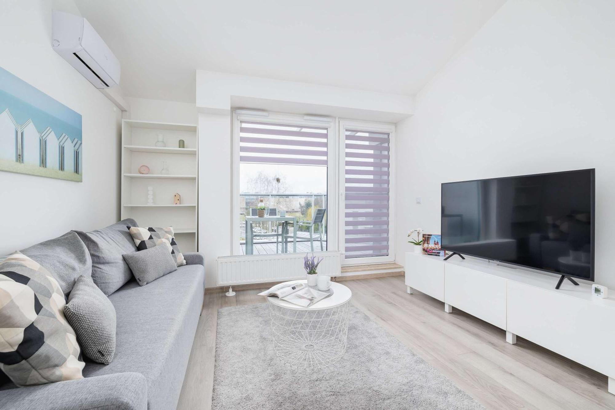 Apartment Modern With Air Conditioning And Parking In Cracow By Renters